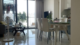 Chính chủ cần bán Căn hộ 2PN 78m2 Vinhomes Golden River Bason Q1