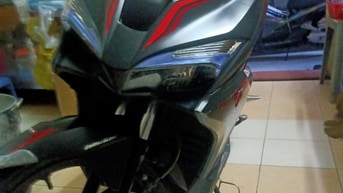 Cần tiền bán gấp xe Honda AIRBADE 125 màu đen