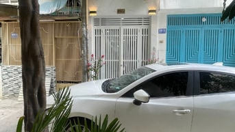 Chính chủ bán nhà tuyệt đẹp hẻm 5m xe hơi đến cửa, 1Lầu,3PN,3WC 4,65tỷ