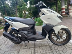 Cần bán xe Honda Vario 160 nhập khẩu 2023, mới chạy hơn 1000km
