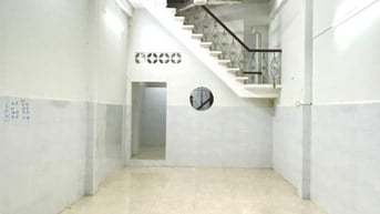 Cho thuê nhà nguyên căn 1 lầu đúc tại 48m2 Đường Lạc Long Quân, Q.11, 