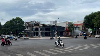 CHO THUÊ MẶT BẰNG CHÍNH CHỦ 2 mặt tiền ngã tư nguyễn đình chiểu-pct