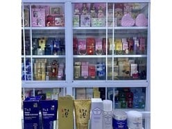 Cần nam/nữ bán hàng tại shop mỹ Phẩm 