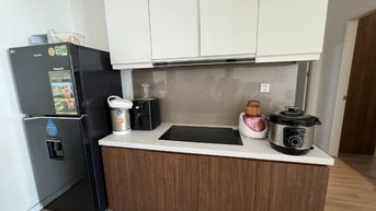 Cho thuê căn hộ 2 phòng ngủ full nội thất, 12tr/ tháng, nhà mới đẹp!