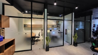 Cho thuê văn phòng riêng Nguyễn Trãi Q5, 95m2, nội thất sẵn có đầy đủ