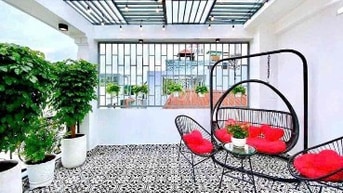 CHÍNH CHỦ BÁN NHÀ HXH GẦN MT TRẦN QUANG KHẢI , Q.1( Giá rẻ)