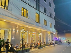 Sang quán cafe đẹp 2 mặt tiền đường lớn , Thới An , Quận 12