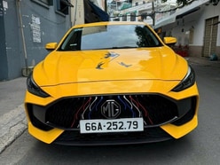 MG 5 Luxury Vin 2022 màu vàng xe nhập Thái đẹp như mới 