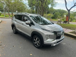 Bán xe Mitsubishi Xpander Cross Vin 2020 màu bạc