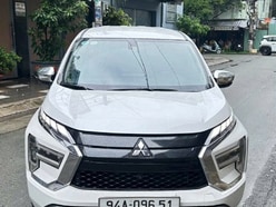 Mitsubishi Xpander Prenium Vin 2023 màu trắng xe cực mới 