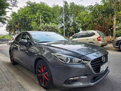 Cần bán mazda3 (1.5L) sx:2019 auto,màu ghi-xám,gđ sử dụng mới 98%.