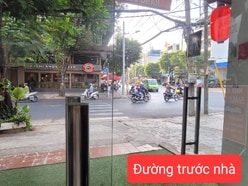 Cho thuê mặt bằng có Mặt tiền ngay Ngã Ba, Quận Tân Bình