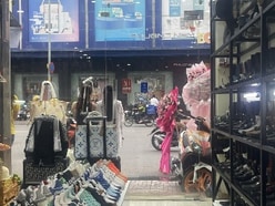 Shop Dứa tuyển nhân viên nữ bán hàng Quần áo