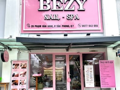 Cần sang nhượng tiệm nail spa mặt tiền quận 7 Phú Mỹ Hưng. 