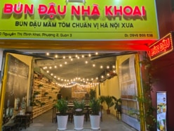 Quán bún đậu Nhà Khoai tuyển NV phục vụ