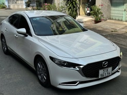 Mazda 3 1.5 Luxury Vin 2022 Đk T1/2023 màu trắng xe cực đẹp 