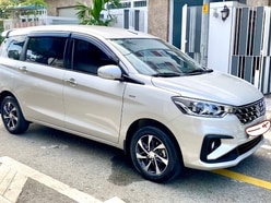 Suzuki Ertiga Hybrid 2022 số tự động 7 chổ 