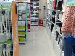 Shop Ngọc Thái tuyển vài bạn nam nữ đóng gói,và tạp vụ, phụ kho hàng 