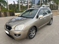 Kia CarensS 2.0 MT 2014,màu vàng cát