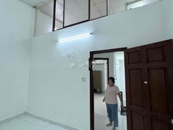 Cho thuê nhà hẻm 3m Lò Gốm P.8 Quận 6 giá 10 triệu – 40,5m2