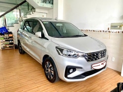 Xe 7 chổ số tự động Suzuki Ertiga Hybrid 2022 nhập khẩu