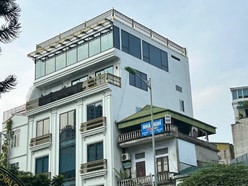 Chính chủ cho thuê văn phòng có rooftop cạnh Royal City (có video)