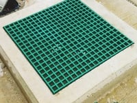 Tấm đậy mương frp grating, miếng ốp gờ bậc thang stair noising. Tấm đậy mương frp grating, miếng ốp gờ bậc thang stair noising.