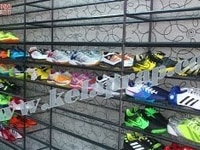 Chuyên lắp ráp kệ cho shop thời trang,kệ quà lưu niệm không cần ốc vít Chuyên lắp ráp kệ cho shop thời trang,kệ quà lưu niệm không cần ốc vít