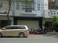 Cho thuê mặt bằng rộng mặt tiền đường Võ Văn Tần, Quận 3: 6.7m x 17m. Cho thuê mặt bằng rộng mặt tiền đường Võ Văn Tần, Quận 3: 6.7m x 17m.