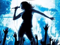 Nhân viên phục vụ nam nữ karaoke vip lương cao Nhân viên phục vụ nam nữ karaoke vip lương cao