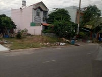 Tôi cần sang lại 600m2 đất tách 2 sổ rồi. Giá 600 triệu Tôi cần sang lại 600m2 đất tách 2 sổ rồi. Giá 600 triệu