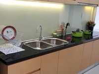 Chính chủ xuất cảnh cho thuê gấp căn hộ cao cấp Q6 (86m2, 2PN, 2WC). Chính chủ xuất cảnh cho thuê gấp căn hộ cao cấp Q6 (86m2, 2PN, 2WC).