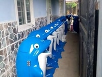 Thùng rác hình chim cánh cụt đẹp giá rẻ Thùng rác hình chim cánh cụt đẹp giá rẻ