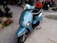 Vespa diamon fi màu xanh xe đăng kí 2012 chính chủ Vespa diamon fi màu xanh xe đăng kí 2012 chính chủ