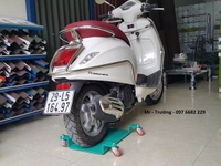 Bệ quay xe máy đa năng cho nhà hẹp Bệ quay xe máy đa năng cho nhà hẹp