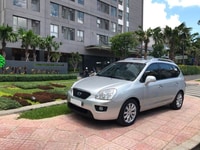Gia đình ít đi nên cần bán xe KIA Carens SX 2014 số tự động màu bạc Gia đình ít đi nên cần bán xe KIA Carens SX 2014 số tự động màu bạc