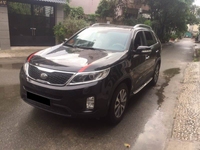 Mình cần bán Kia Sorento số tự đông máy dầu màu đen SX 2015 Mình cần bán Kia Sorento số tự đông máy dầu màu đen SX 2015
