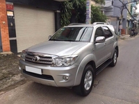 Xe Ford Everest Limited màu bạc tự động sx 2012 xe nhà mua mới Xe Ford Everest Limited màu bạc tự động sx 2012 xe nhà mua mới