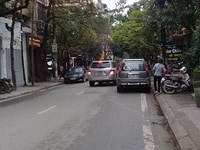 Cần bán nhà Phân Lô Bộ Giáo Dục Lạc Long Quân Hoàng Quốc Việt Cần bán nhà Phân Lô Bộ Giáo Dục Lạc Long Quân Hoàng Quốc Việt