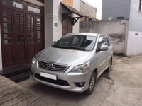 Nhà mình cần bán xe Innova 2014 số sàn màu bạc xe gđ đi rất kĩ Nhà mình cần bán xe Innova 2014 số sàn màu bạc xe gđ đi rất kĩ