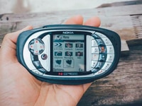 Điện thoại Nokia Ngage QD chuyên chơi game Điện thoại Nokia Ngage QD chuyên chơi game