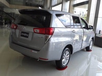 Toyota An Sương bán xe Innova 2.0E tặng 10 món. Toyota An Sương bán xe Innova 2.0E tặng 10 món.