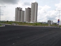Đối diện Trung Tâm Thương Mại có lô đất cần Bán Gấp!!! Đối diện Trung Tâm Thương Mại có lô đất cần Bán Gấp!!!