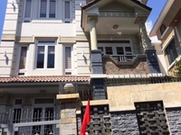 Villa mặt tiền đường Nguyễn Hoàng, An Phú, Q.2 Villa mặt tiền đường Nguyễn Hoàng, An Phú, Q.2
