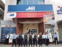 Tuyển 5 nam bảo vệ tại ngân hàng MB Tân Bình 8 tiếng - chủ nhật nghỉ Tuyển 5 nam bảo vệ tại ngân hàng MB Tân Bình 8 tiếng - chủ nhật nghỉ