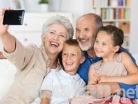 Cần hai người giúp việc nhà và giữ trẻ. Làm 2 nơi gần nhau Cần hai người giúp việc nhà và giữ trẻ. Làm 2 nơi gần nhau