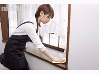 Cần hai người giúp việc nhà và giữ trẻ. Làm 2 nơi gần nhau. Cần hai người giúp việc nhà và giữ trẻ. Làm 2 nơi gần nhau.