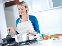 Tuyển nữ giúp việc nhà chung cư lương 8triệu