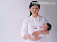 Cần hai người giúp việc nhà và giữ trẻ. Làm 2 nơi gần nhau. Cần hai người giúp việc nhà và giữ trẻ. Làm 2 nơi gần nhau.