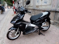 Honda Air Blade 2017 mới tinh 99.9% đi 100 km Honda Air Blade 2017 mới tinh 99.9% đi 100 km